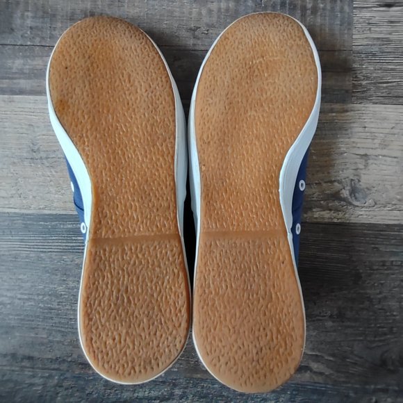 Hanes 'BARB' Soft Fit sneakers Size 9W - Picture 10 of 12